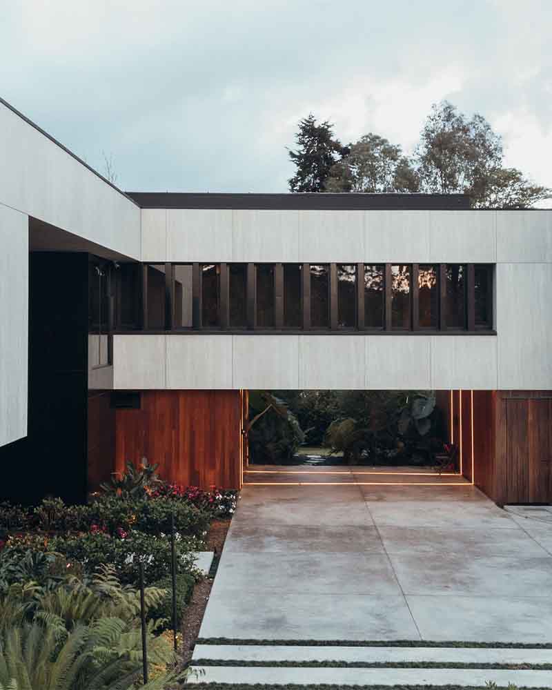 Carrusel Vertical_0000_Enchape fachada Neolith Strata Argentum