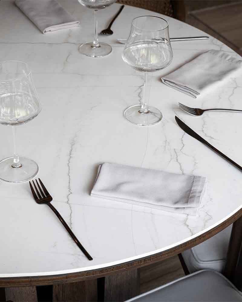 Carrusel Vertical_0005_Mesa Neolith Mont Blanc
