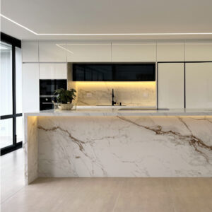 Proyectos Cocina Altea Calacatta Royale_1-100